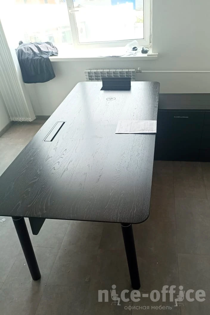 Стол руководителя правый 2000x1798x750 Fresco фото в интерьере 2