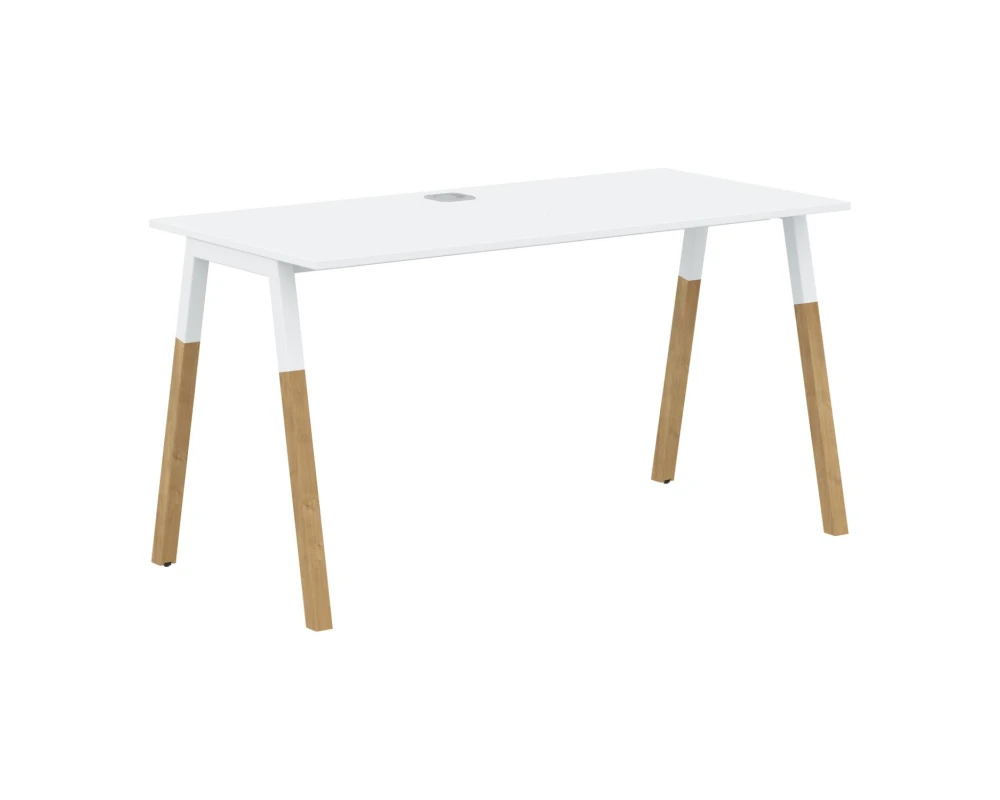 Стол письменный 1380х670х733 Форта / Forta